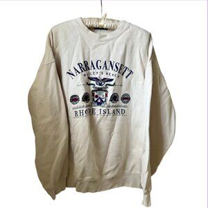 Brandy Melville Women's Rhode Island Cream Crewneck